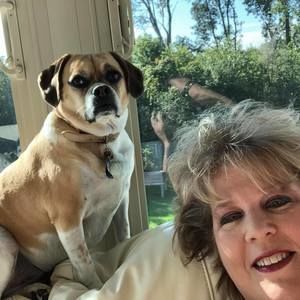 Meet your Posher, Joan